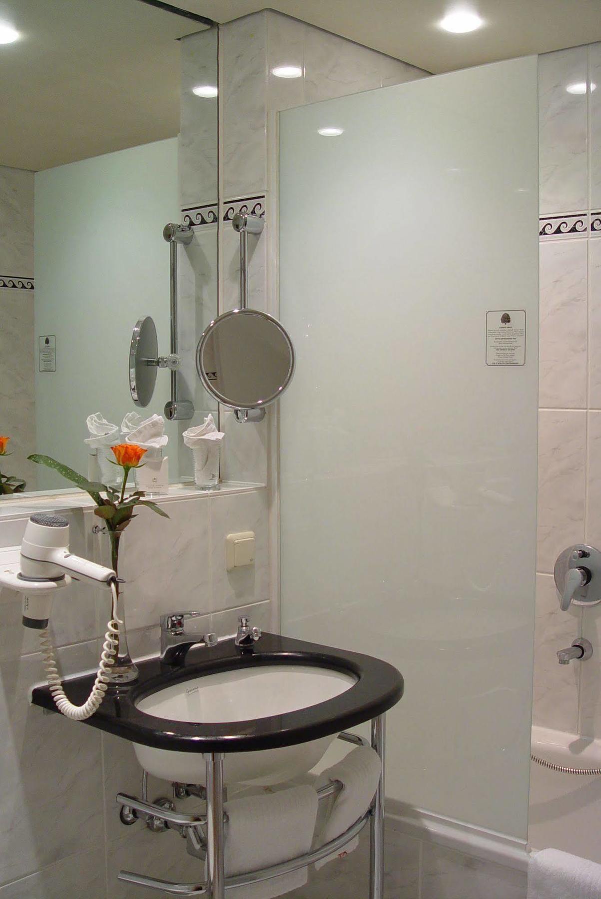 Hotel Arte Schwerin Schwerin  Ngoại thất bức ảnh
